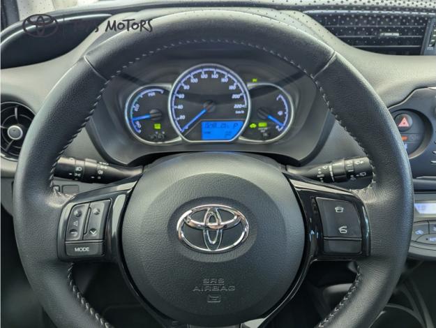 TOYOTA Yaris 1.5 Hybride 100h France  