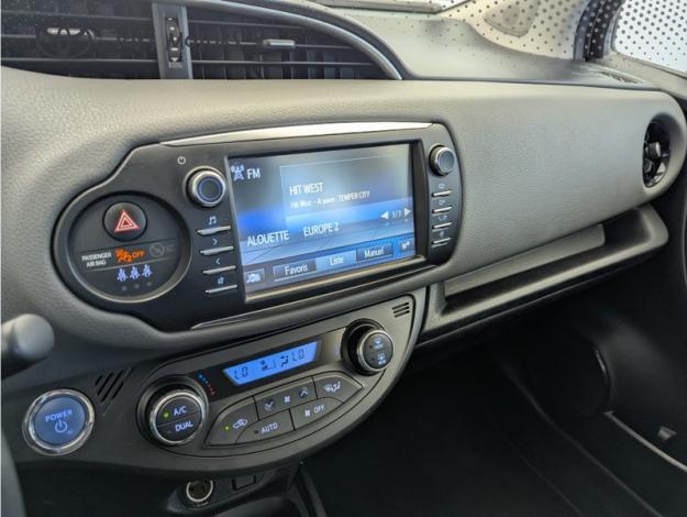 TOYOTA Yaris 1.5 Hybride 100h France  