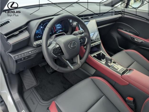 LEXUS LBX 1.5 136H 2WD Vibrant Edition  
