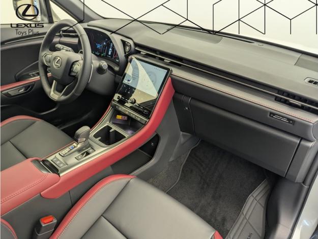 LEXUS LBX 1.5 136H 2WD Vibrant Edition  