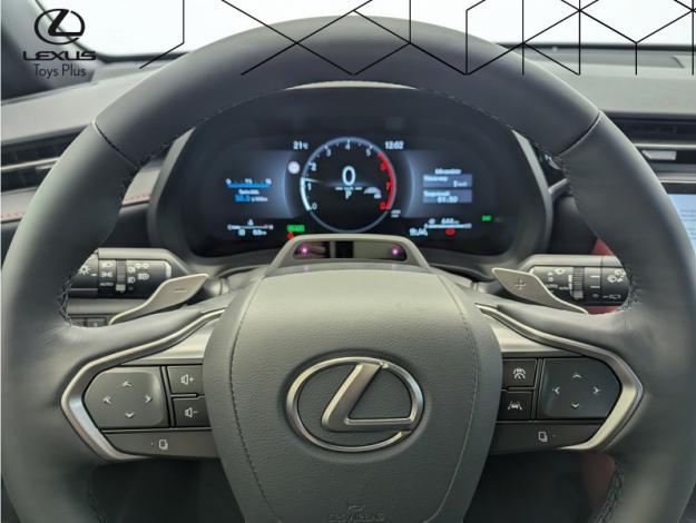 LEXUS LBX 1.5 136H 2WD Vibrant Edition  