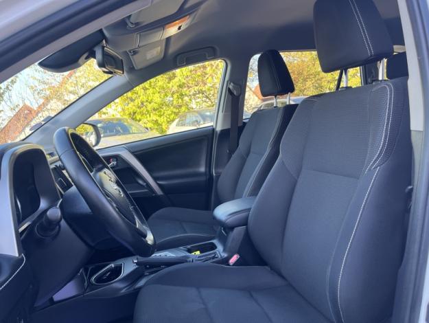 TOYOTA RAV4 2WD Dynamic Edition  