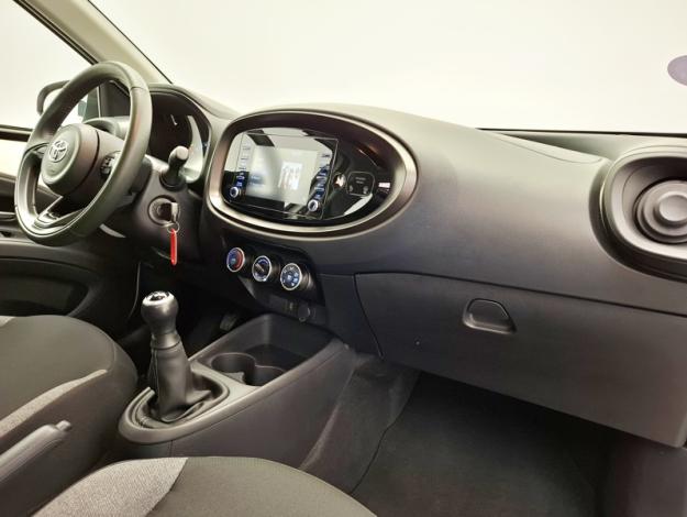 TOYOTA Aygo X 1.0 VVT-I 72 DYNAMIC  