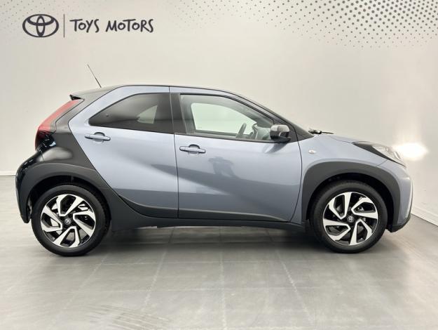 TOYOTA Aygo X 1.0 S-CVT 72 DESIGN  