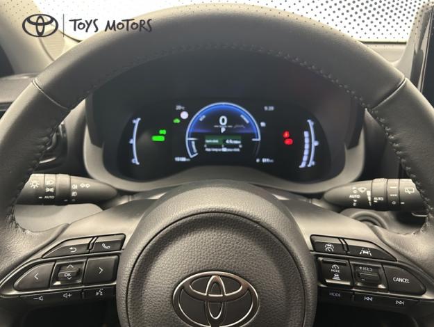 TOYOTA Yaris 1.5 116H DESIGN   
