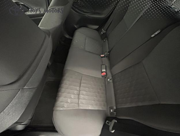 TOYOTA Yaris 1.5 116H DESIGN   