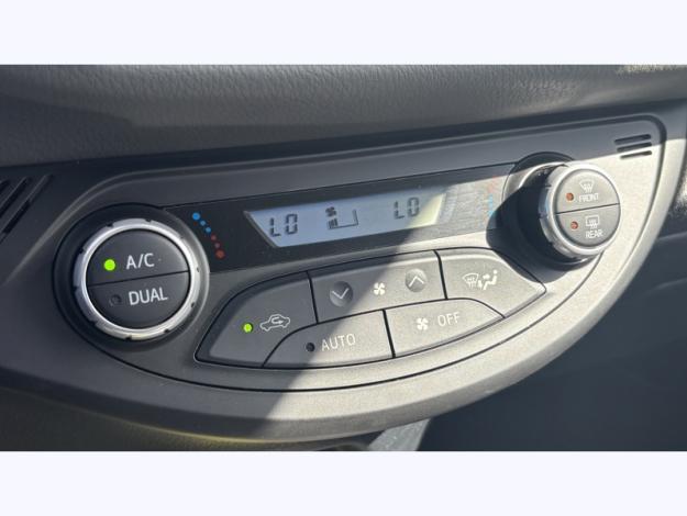 TOYOTA Yaris 1.0 70 VVT-I ULTIMATE  
