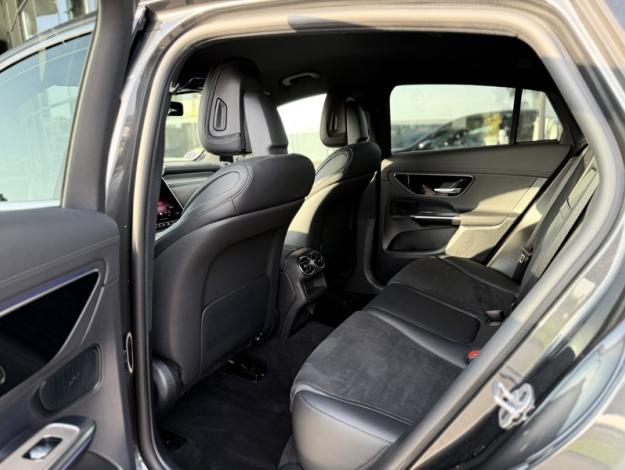 MERCEDES-BENZ GLC Coupé GLC 300 e Hybrid EQ 4MATIC Coupé AMG Line  GLC 300 e Hybrid EQ 4MATIC CoupÚ AMG Line