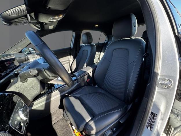 MERCEDES-BENZ A 250 e Luxury Line  