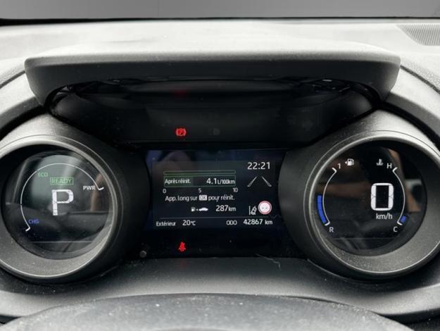 TOYOTA Yaris Cross Hybrid 2WD Design   