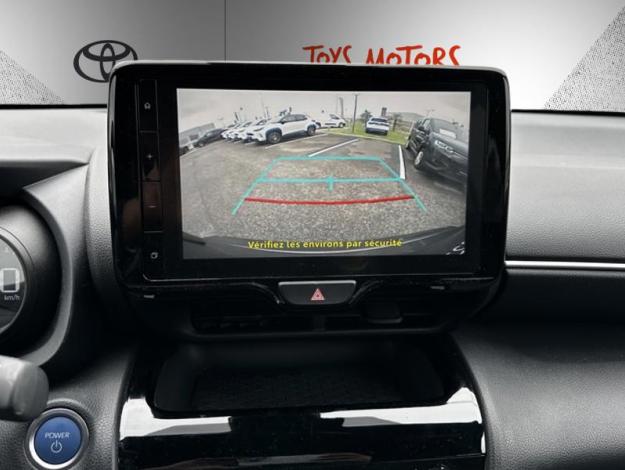 TOYOTA Yaris Cross Hybrid 2WD Design   