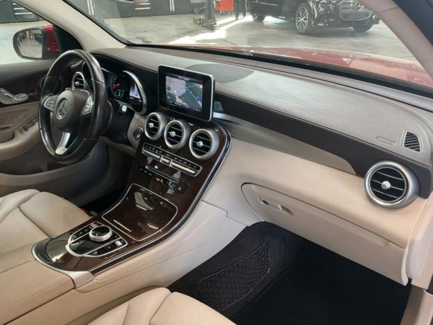 MERCEDES-BENZ GLC-Klasse GLC 300 4MATIC Off-Roader