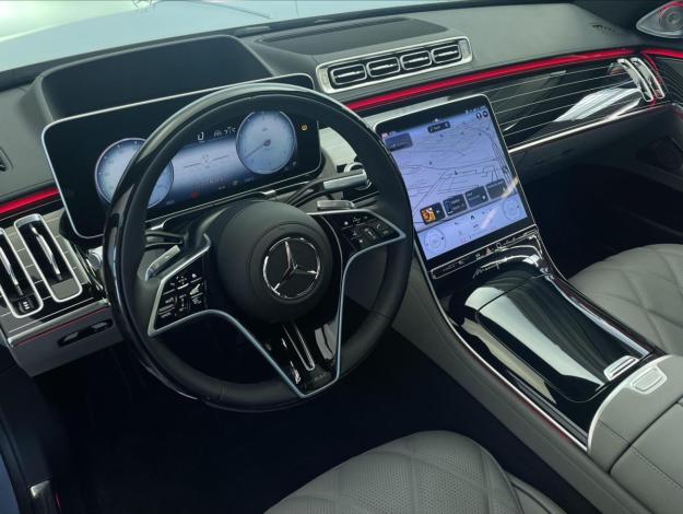 MERCEDES-BENZ Třídy S Mercedes-Maybach S 680  (9/28)