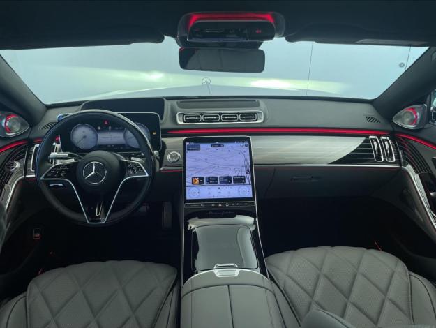 MERCEDES-BENZ Třídy S Mercedes-Maybach S 680  (13/28)