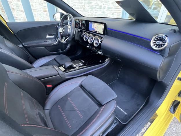 MERCEDES-BENZ Classe A 200 d AMG Line  