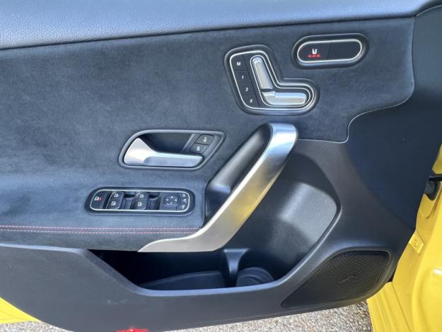 MERCEDES-BENZ Classe A 200 d AMG Line  