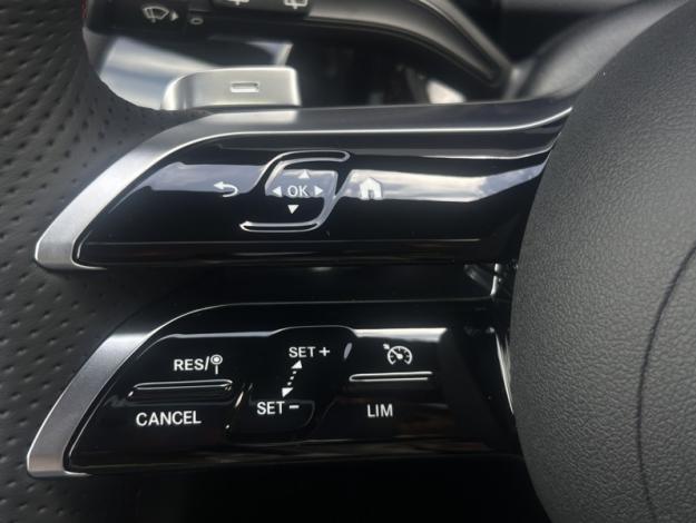 MERCEDES-BENZ GLA 200 d Edition 140  GLA 200 d Edition 140