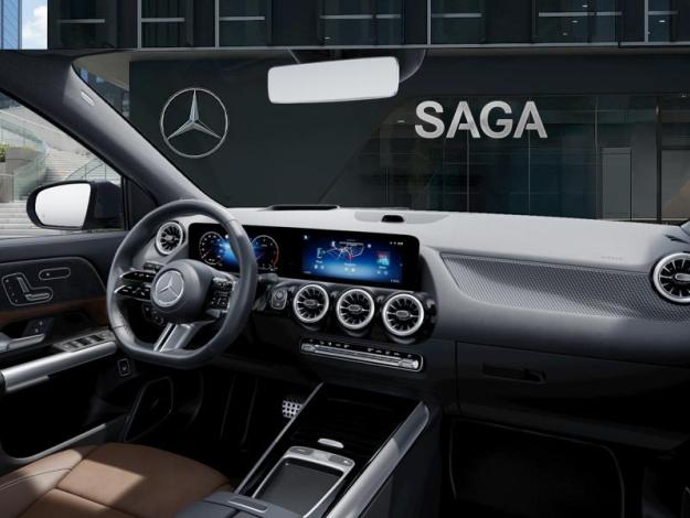 MERCEDES-BENZ GLA 200 d AMG Line  GLA 200 d AMG Line