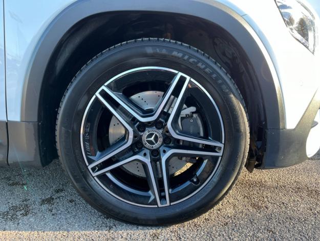 MERCEDES-BENZ GLB 220 d 4MATIC AMG Line  