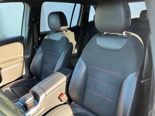 MERCEDES-BENZ GLB 220 d 4MATIC AMG Line  