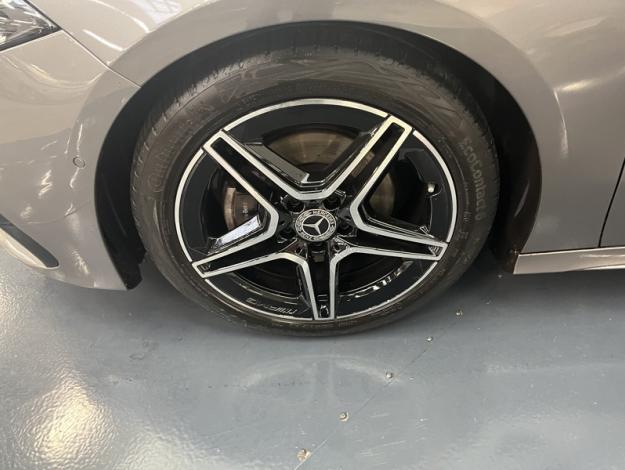MERCEDES-BENZ Classe A A 200 d Compacte  