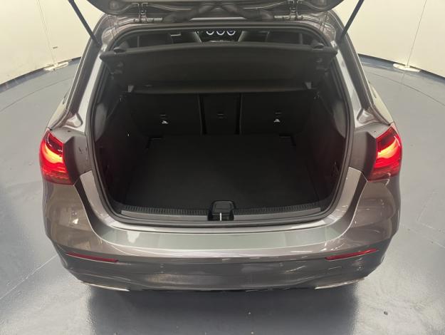 MERCEDES-BENZ Classe A A 200 d Compacte  