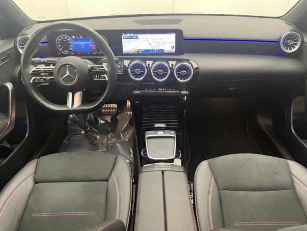 MERCEDES-BENZ Classe A A 200 d Compacte  