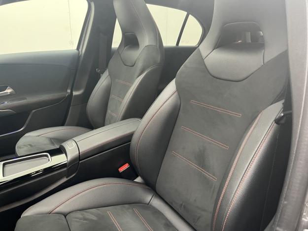 MERCEDES-BENZ Classe A A 200 d Compacte  