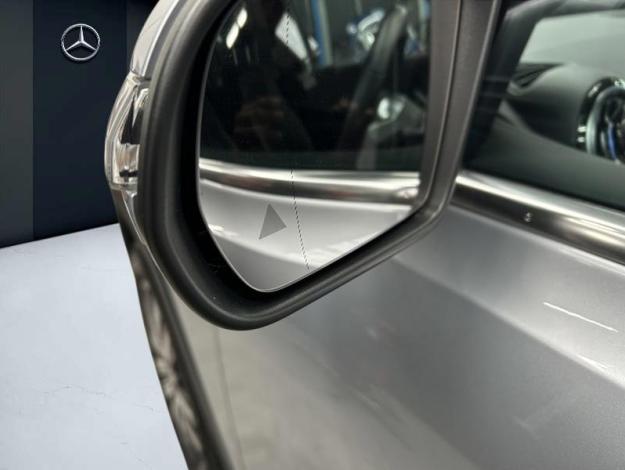 MERCEDES-BENZ EQB 250 + Luxury Line Facelift 7 PLACES  
