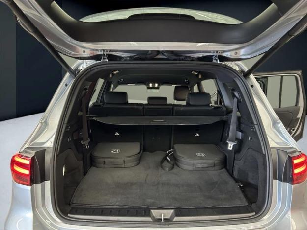 MERCEDES-BENZ EQB 250 + Luxury Line Facelift 7 PLACES  