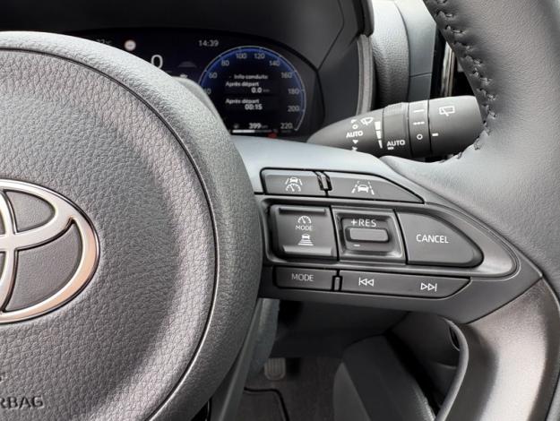 TOYOTA Yaris 1.5 HYBRID 130H COLLECTION TECHNO  130H COLLECTION TECHNO MY26