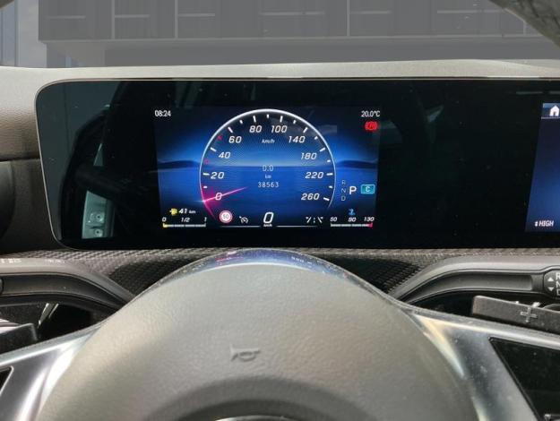 MERCEDES-BENZ A 180 d Essential Line  