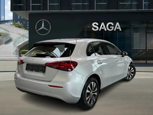 MERCEDES-BENZ A 180 d Style Facelift  