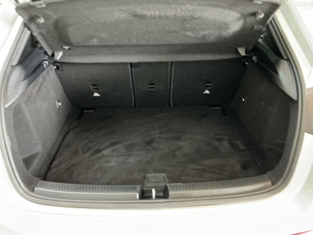 MERCEDES-BENZ A 180 d Style Facelift  