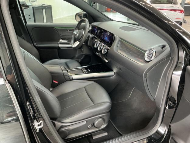MERCEDES-BENZ EQA EQA 300 4MATIC