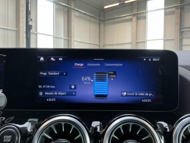 MERCEDES-BENZ EQA EQA 300 4MATIC