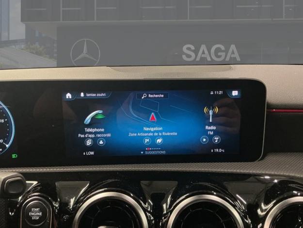 MERCEDES-BENZ A 180 d AMG Line  