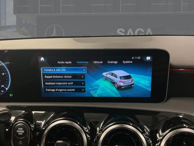 MERCEDES-BENZ A 180 d AMG Line  
