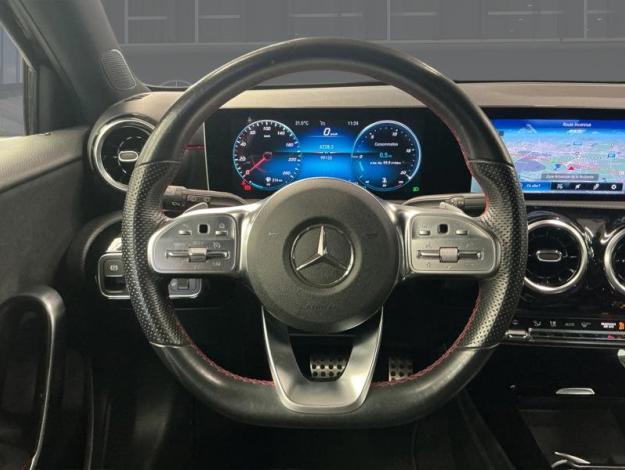 MERCEDES-BENZ A 180 d AMG Line  
