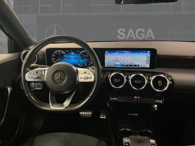 MERCEDES-BENZ A 180 d AMG Line  