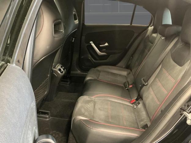 MERCEDES-BENZ A 180 d AMG Line  