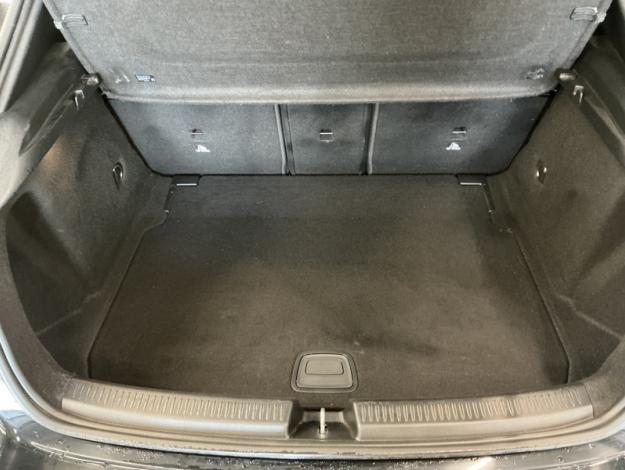 MERCEDES-BENZ A 180 d AMG Line  