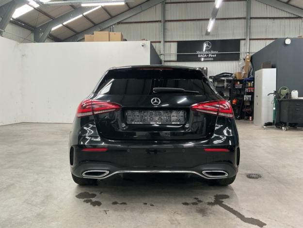 MERCEDES-BENZ A 180 d AMG Line  
