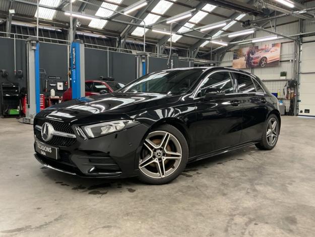 MERCEDES-BENZ A 180 d AMG Line  