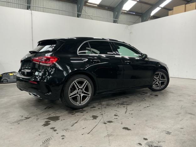 MERCEDES-BENZ A 180 d AMG Line  