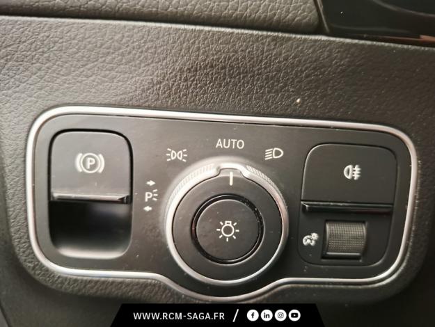 MERCEDES-BENZ EQA 250+ AMG Line  