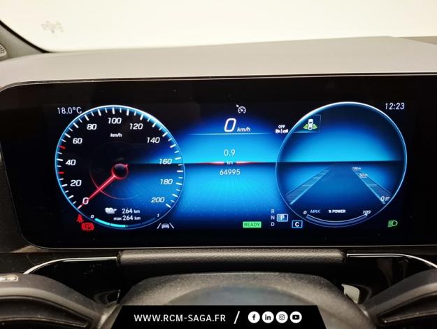 MERCEDES-BENZ EQA 250+ AMG Line  