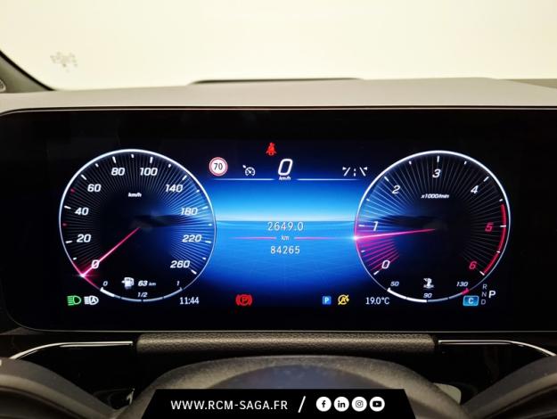MERCEDES-BENZ GLA 200 d AMG Line  