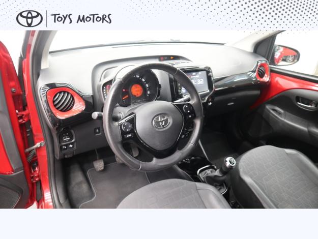 TOYOTA Aygo 1.0 VVT-i x-clusiv zen  