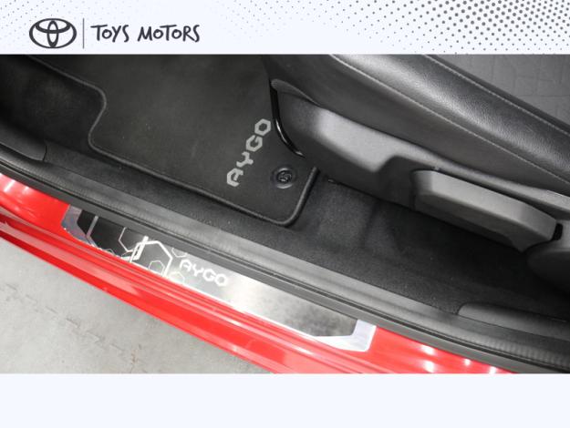 TOYOTA Aygo 1.0 VVT-i x-clusiv zen  